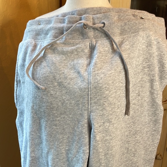 Good fellow & Co sweats XL - Picture 2 of 3